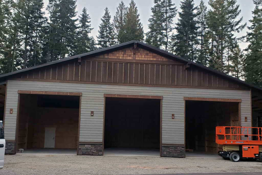Coeur d’Alene garage builder project featuring a custom three-car detached garage
